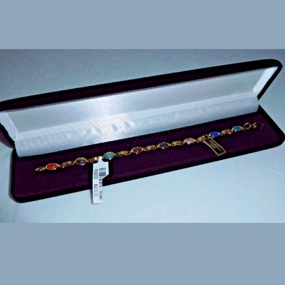 QVC Scarab Genuine 8 Hand Cut Semi-Precious Stones Made in U.S.A - Picture 8 of 9